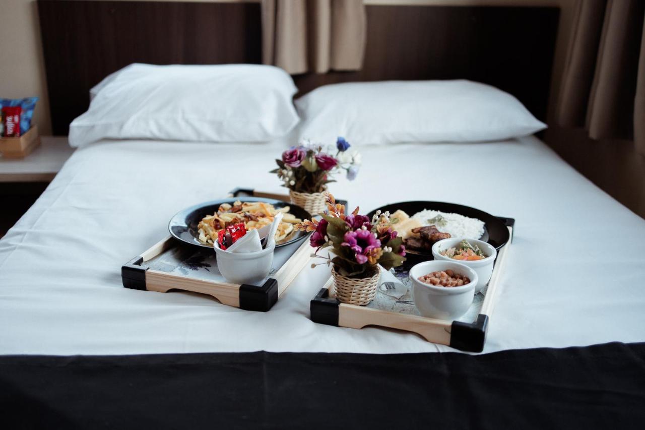 Hotel Paris By H - Business Taguatinga
